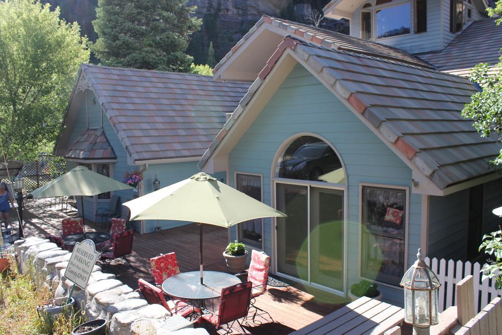 אוראיי Black Bear Manor מראה חיצוני תמונה