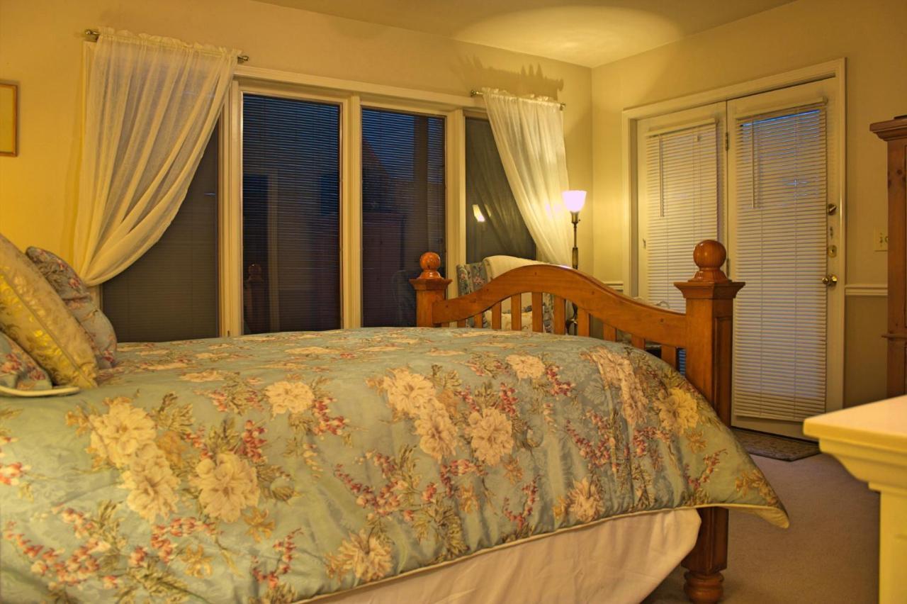 אוראיי Black Bear Manor מראה חיצוני תמונה